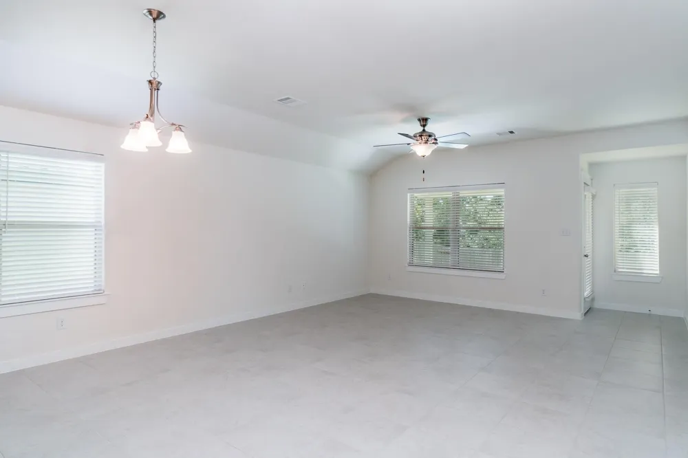 40315 S Hill Pass Magnolia, TX 77354
