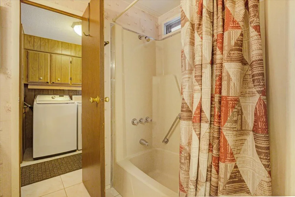 109 NW 51ST STREET Deerfield Beach, FL 33064