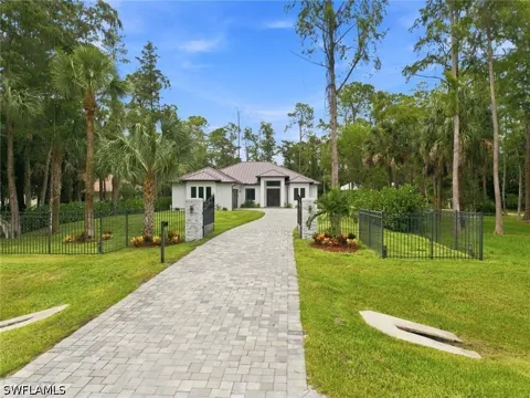 Hickory Wood Drive