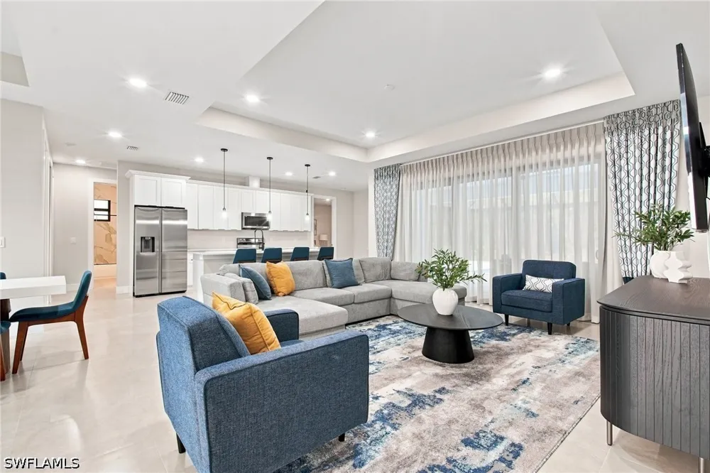 Hickory Wood Drive Naples, FL 34119