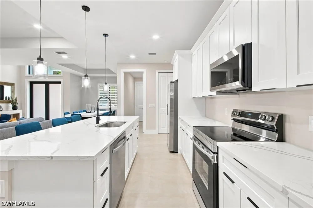Hickory Wood Drive Naples, FL 34119