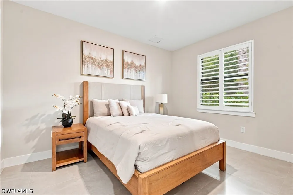 Hickory Wood Drive Naples, FL 34119