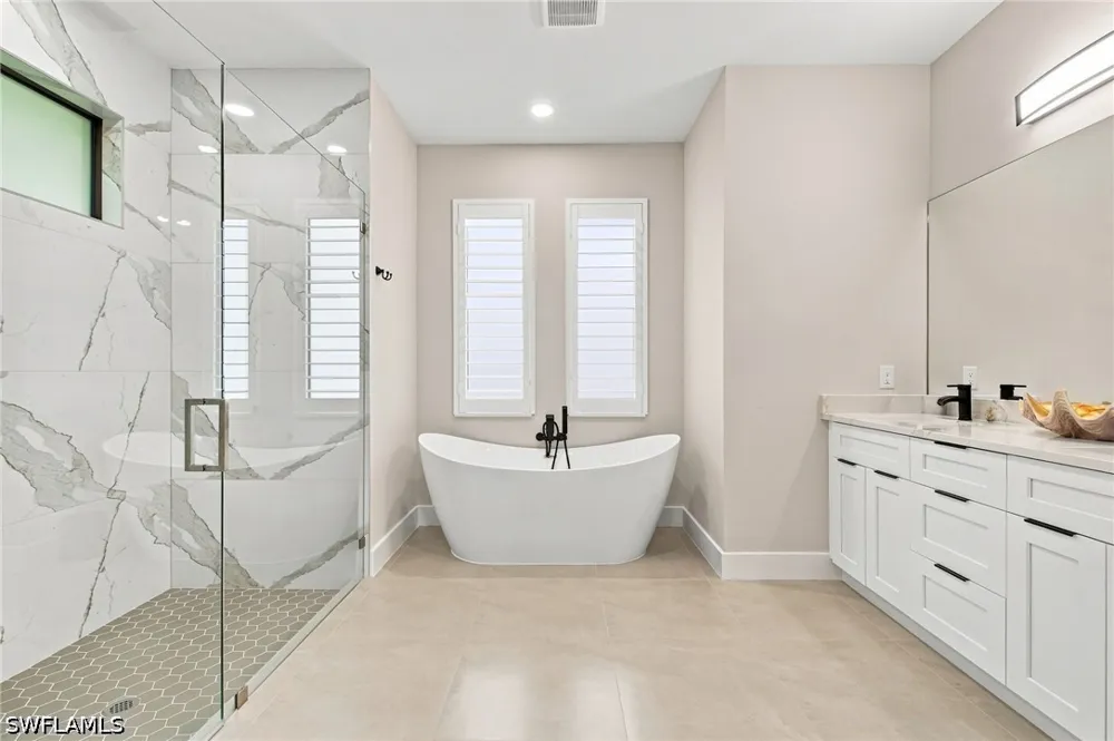Hickory Wood Drive Naples, FL 34119