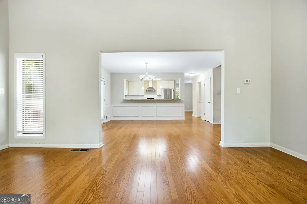 410 N Eagles Bluff Alpharetta, GA 30022