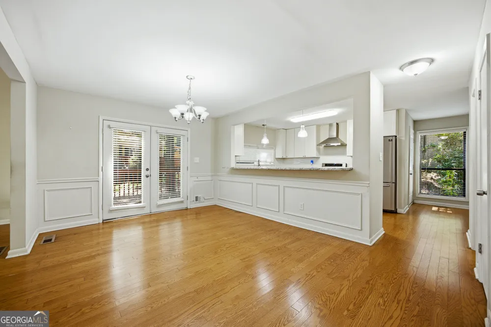410 N Eagles Bluff Alpharetta, GA 30022