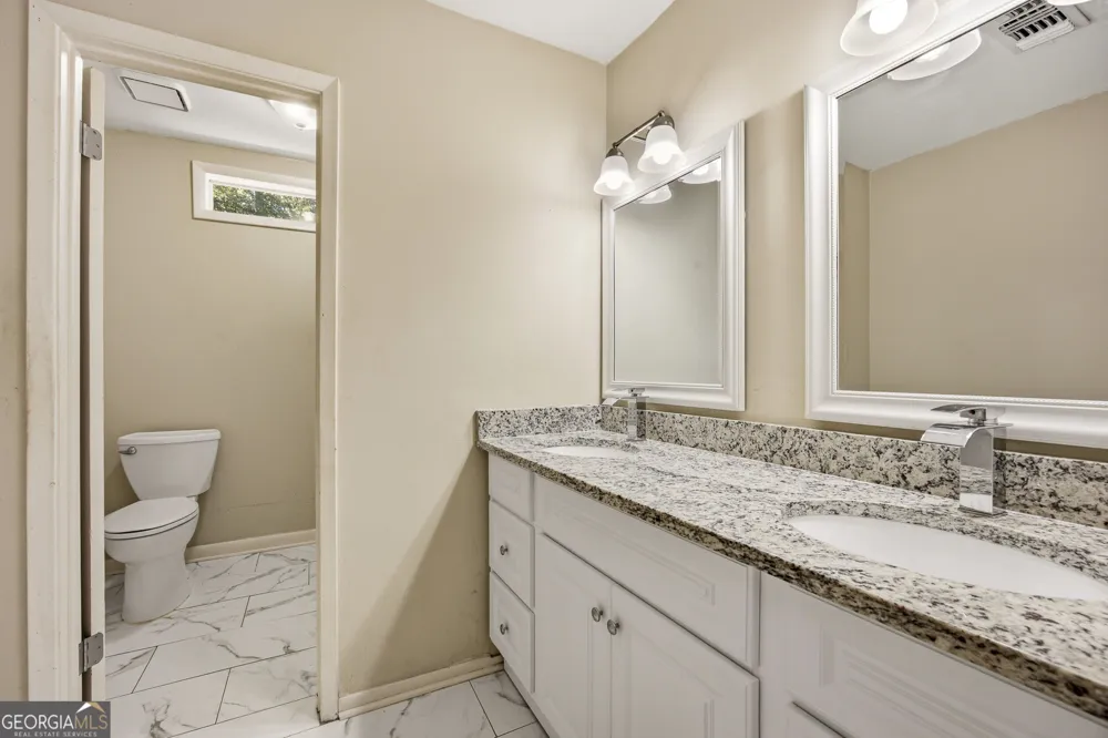410 N Eagles Bluff Alpharetta, GA 30022