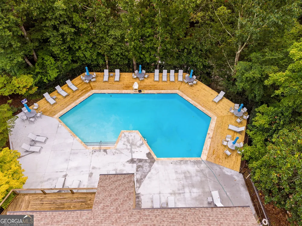 410 N Eagles Bluff Alpharetta, GA 30022