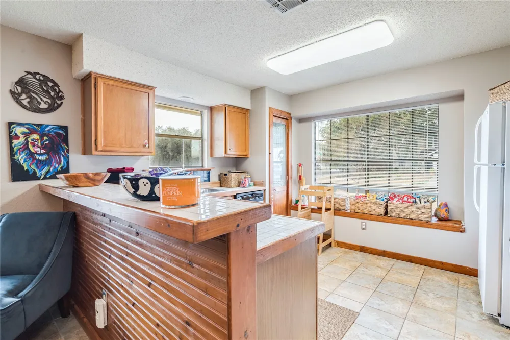 4400 Manzanillo Drive Austin, TX 78749