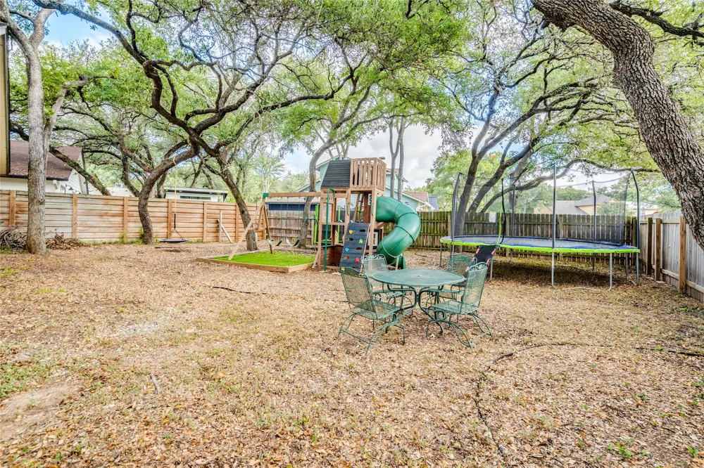 4400 Manzanillo Drive Austin, TX 78749