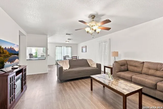 7622 Barking Creek San Antonio, TX 78254