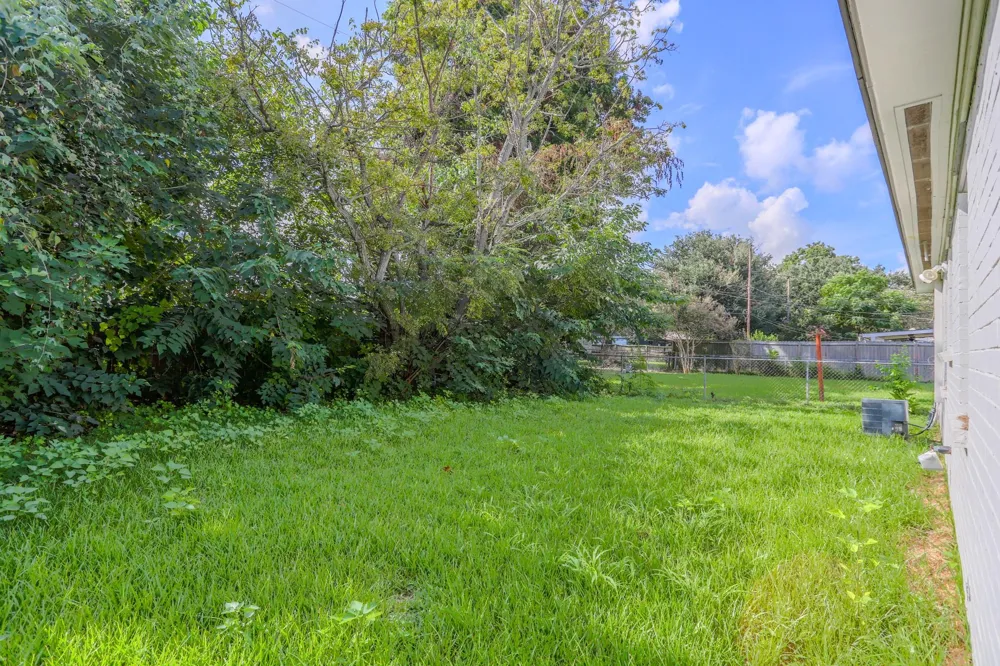 511 Guyer Street Sugar Land, TX 77498