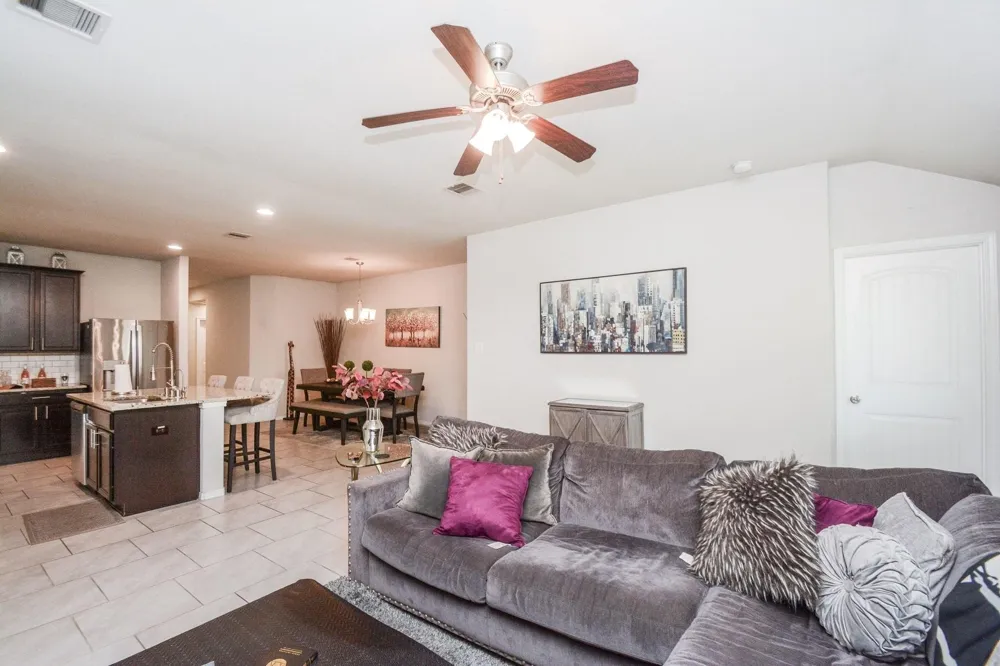 342 Glencarry Trail Rosharon, TX 77583