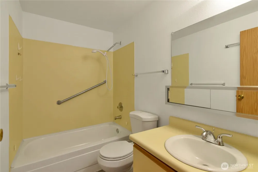 700 160th Street #A314 Shoreline, WA 98133