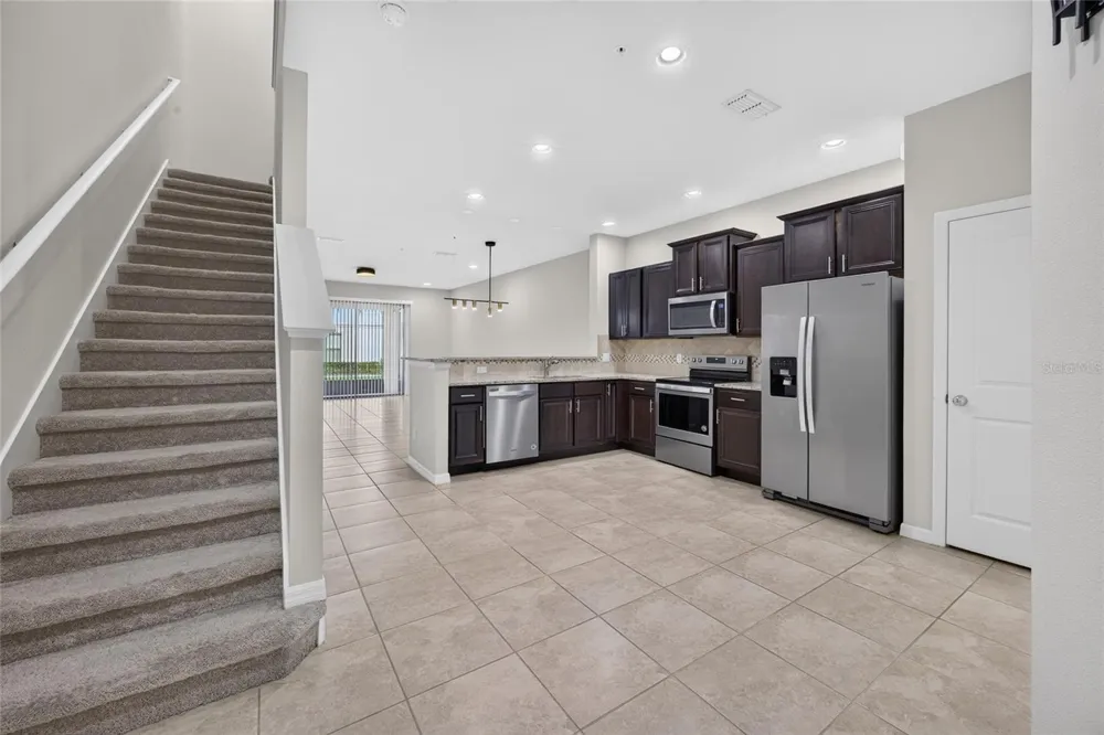 3004 ALESSA LOOP Apopka, FL 32703
