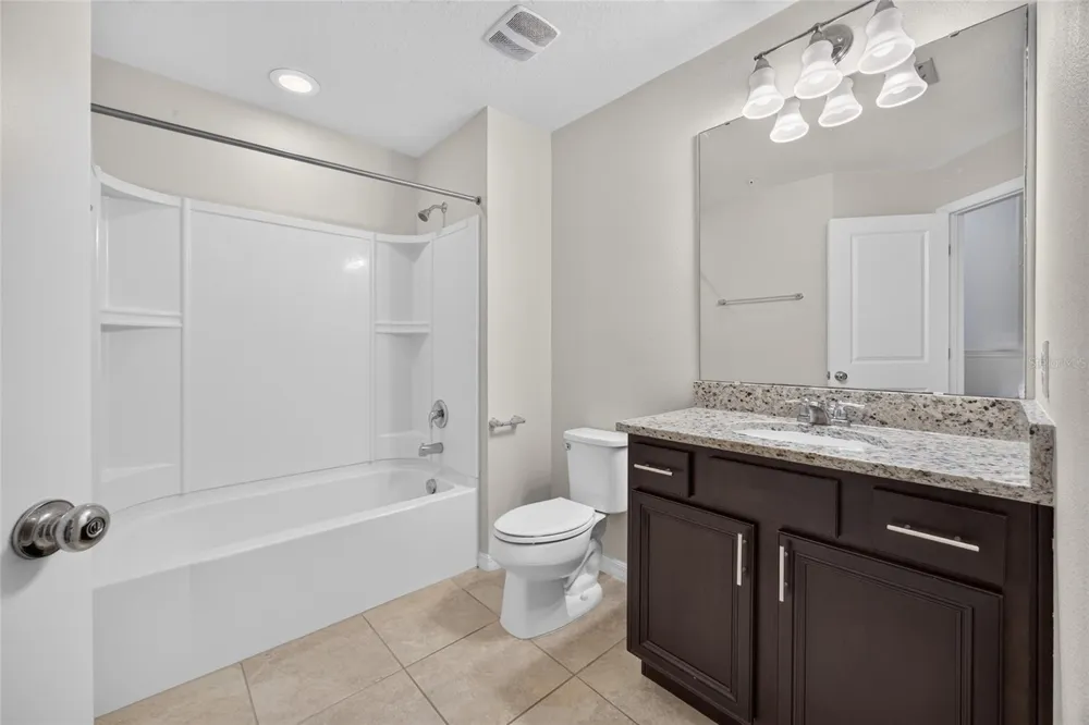 3004 ALESSA LOOP Apopka, FL 32703