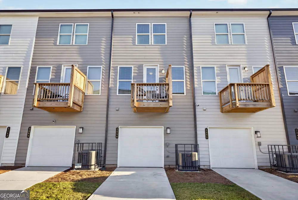 2656 Brookview LN Atlanta, GA 30318