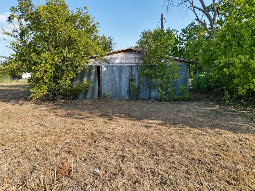 1301 Avenue A Cisco, TX 76437