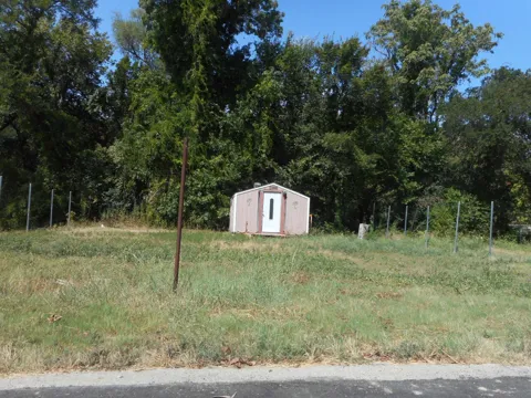 861 WIXOM LANE
