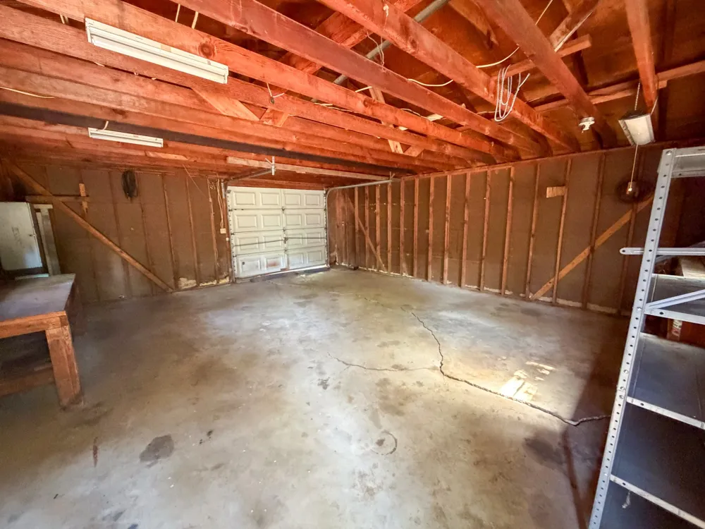 111 Rocky Road Pottsboro, TX 75076