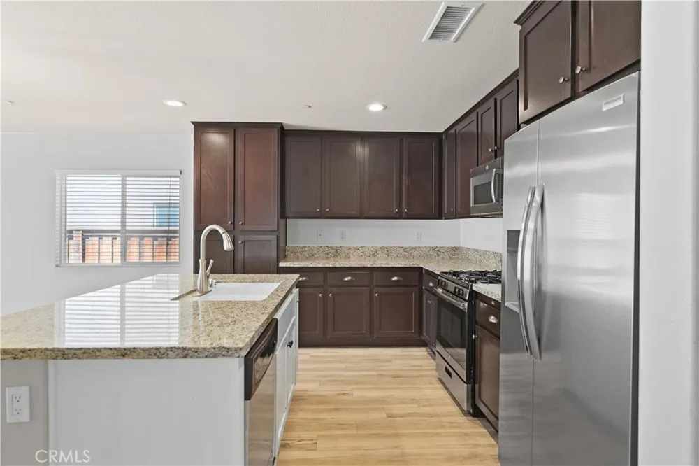 389 Suncup Hemet, CA 92543