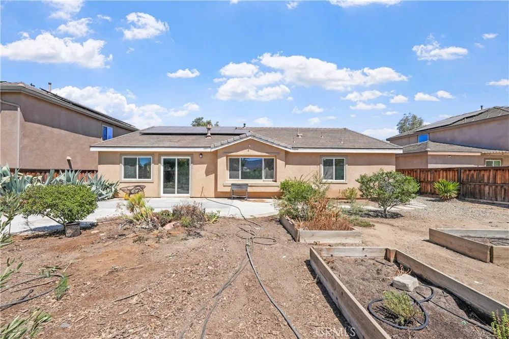 389 Suncup Hemet, CA 92543