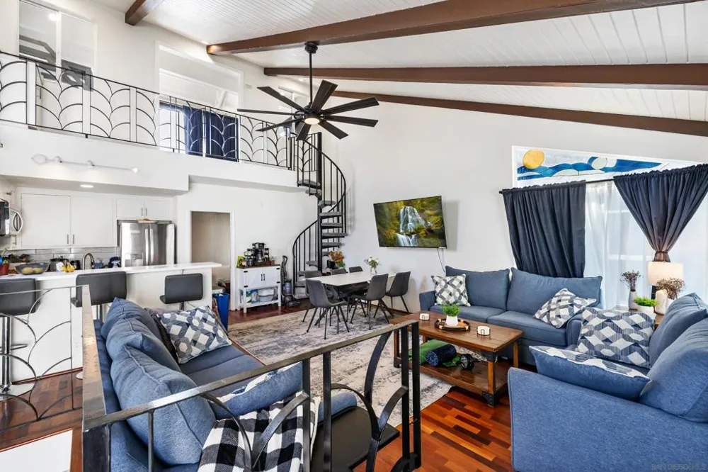 737 Whiting Court San Diego, CA 92109