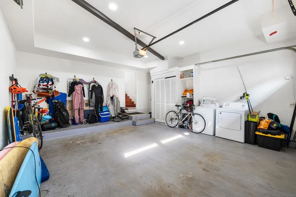 737 Whiting Court San Diego, CA 92109