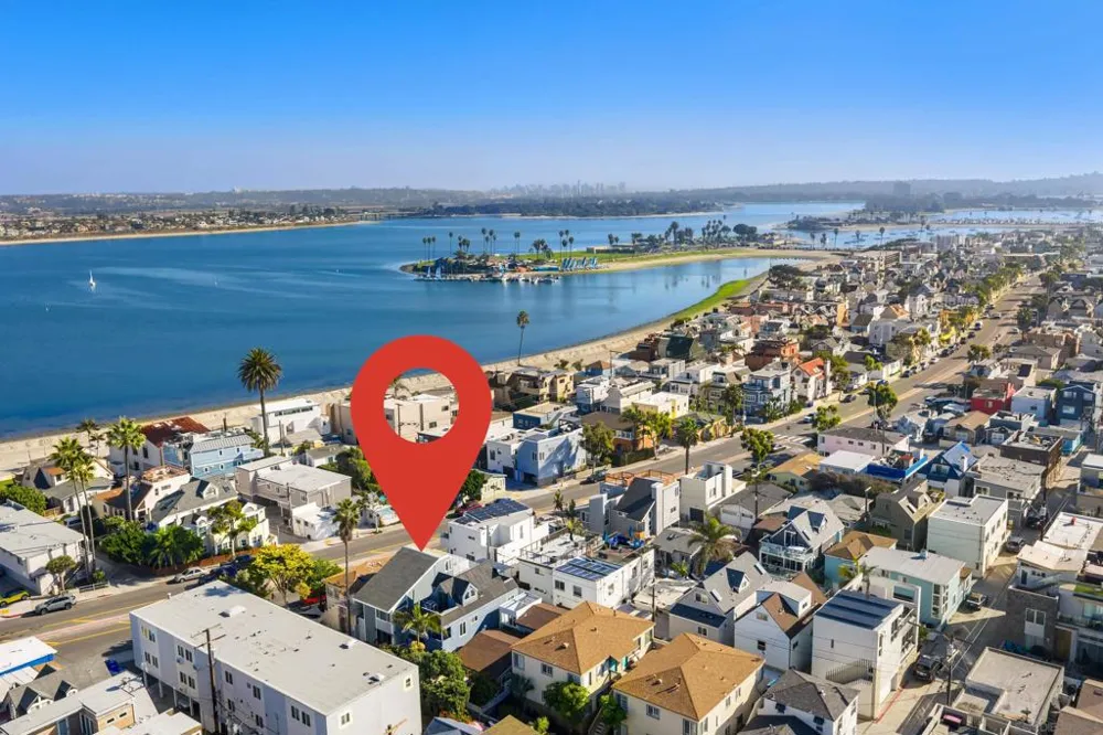 737 Whiting Court San Diego, CA 92109