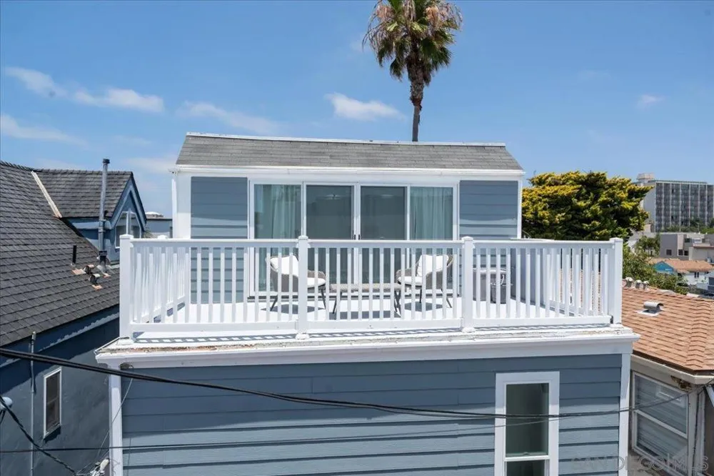 737 Whiting Court San Diego, CA 92109
