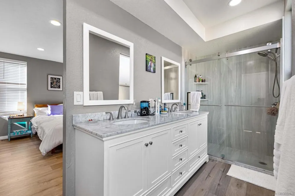 737 Whiting Court San Diego, CA 92109