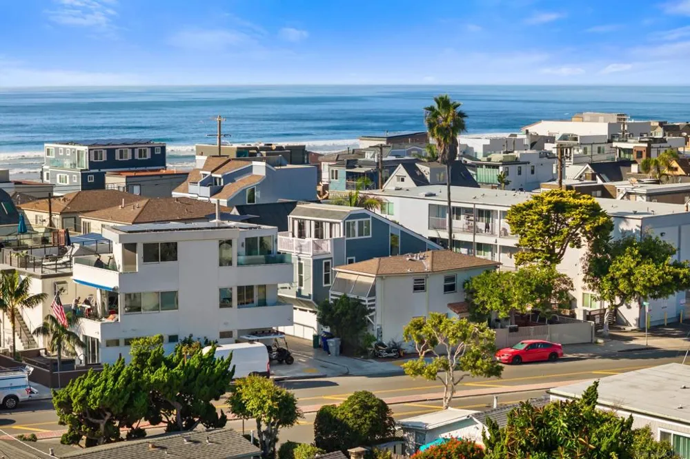 737 Whiting Court San Diego, CA 92109