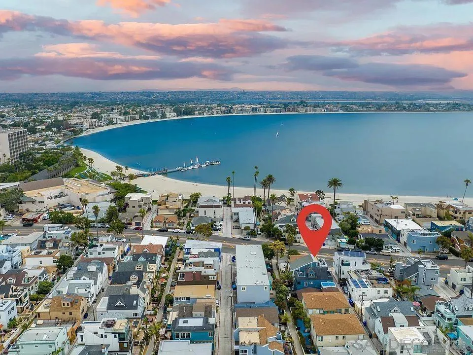 737 Whiting Court San Diego, CA 92109