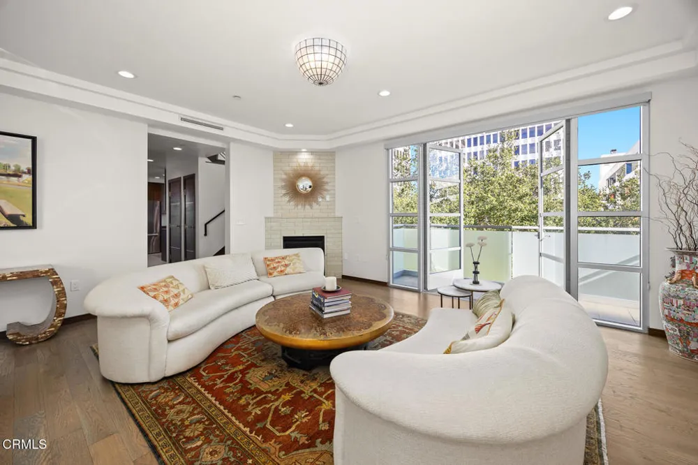 257 S Hudson Avenue #301 Pasadena, CA 91101