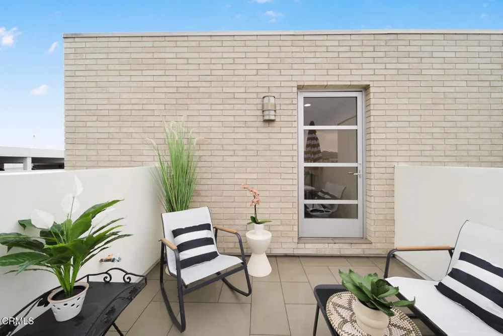 257 S Hudson Avenue #301 Pasadena, CA 91101
