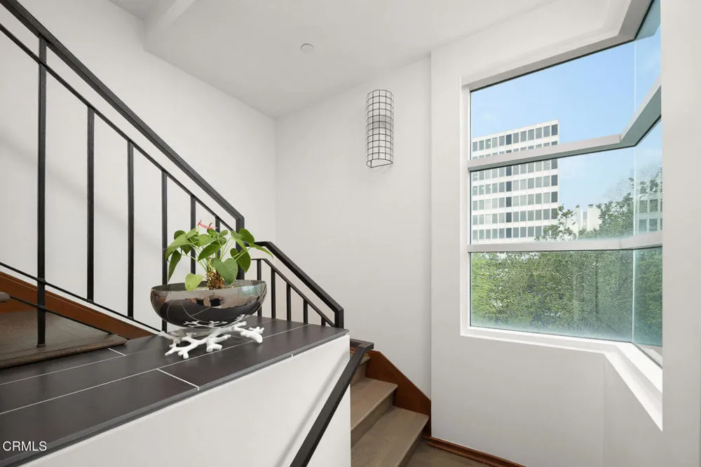 257 S Hudson Avenue #301 Pasadena, CA 91101
