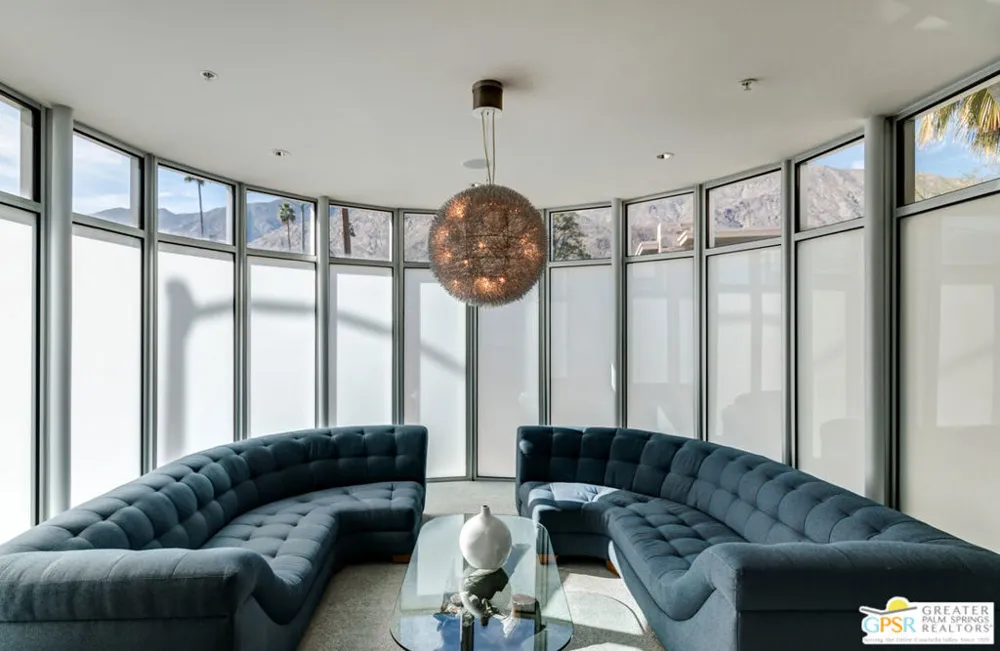 870 E Palm Canyon Drive #202 Palm Springs, CA 92264