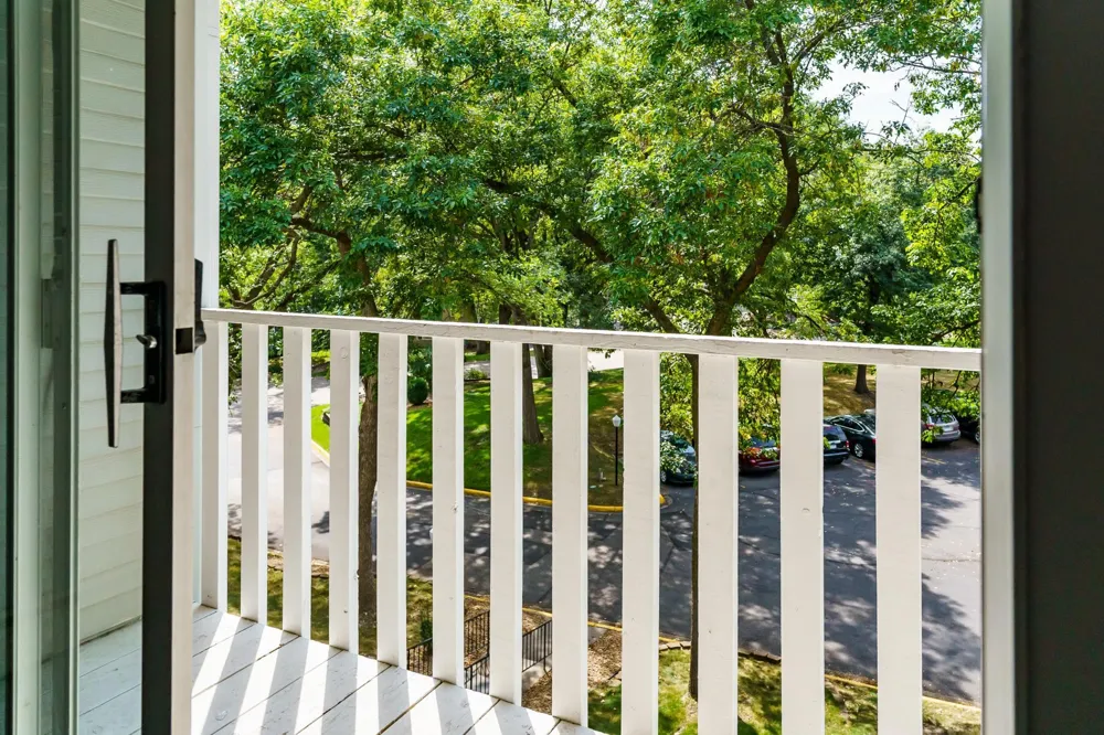 1601 Innsbruck Drive #373NE Fridley, MN 55432