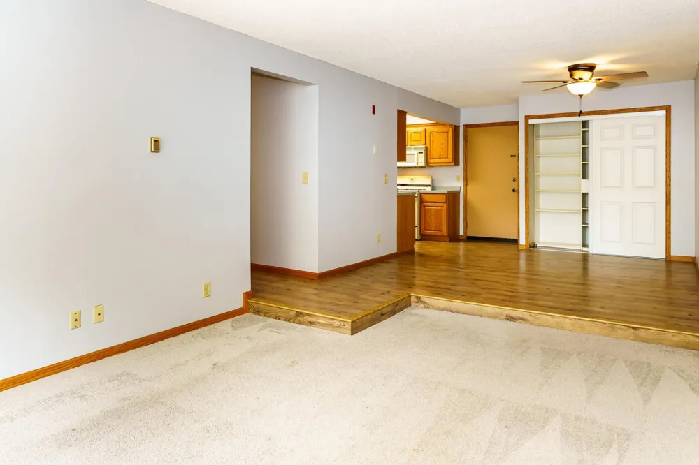 1601 Innsbruck Drive #373NE Fridley, MN 55432