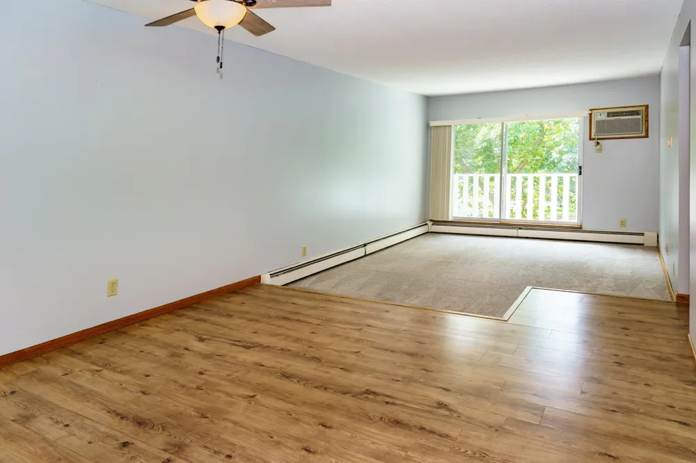1601 Innsbruck Drive #373NE Fridley, MN 55432