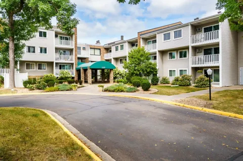 1601 Innsbruck Drive #373NE