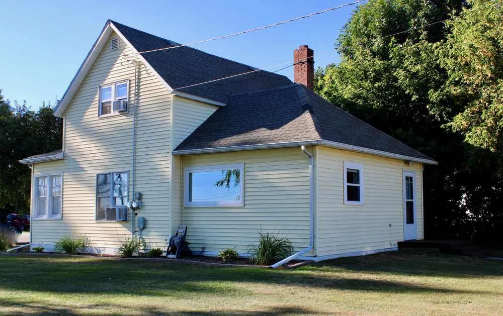 105 Hamilton Avenue NE Red Lake Falls, MN 56750