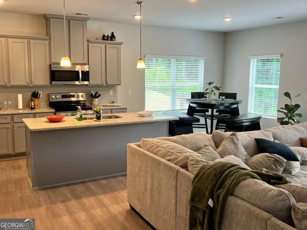 109 Cedar Wood TRCE Winder, GA 30680