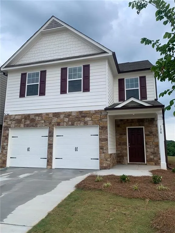 128 Briarwood Drive E Dawsonville, GA 30534