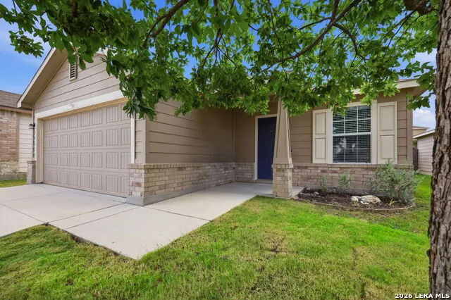 24211 Invitation Oak San Antonio, TX 78261