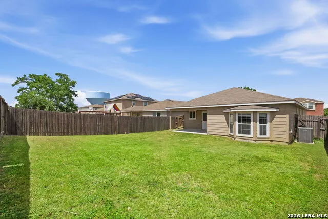 24211 Invitation Oak San Antonio, TX 78261