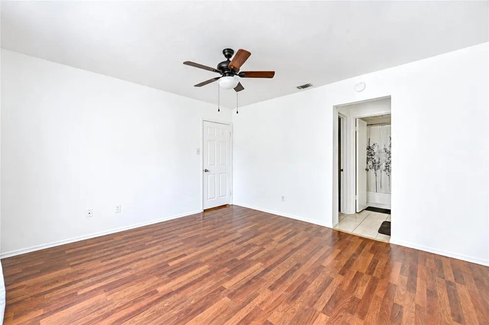 9707 Richmond Avenue #14 Houston, TX 77042