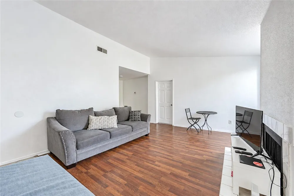 9707 Richmond Avenue #14 Houston, TX 77042