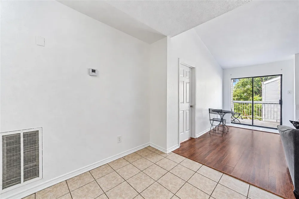 9707 Richmond Avenue #14 Houston, TX 77042
