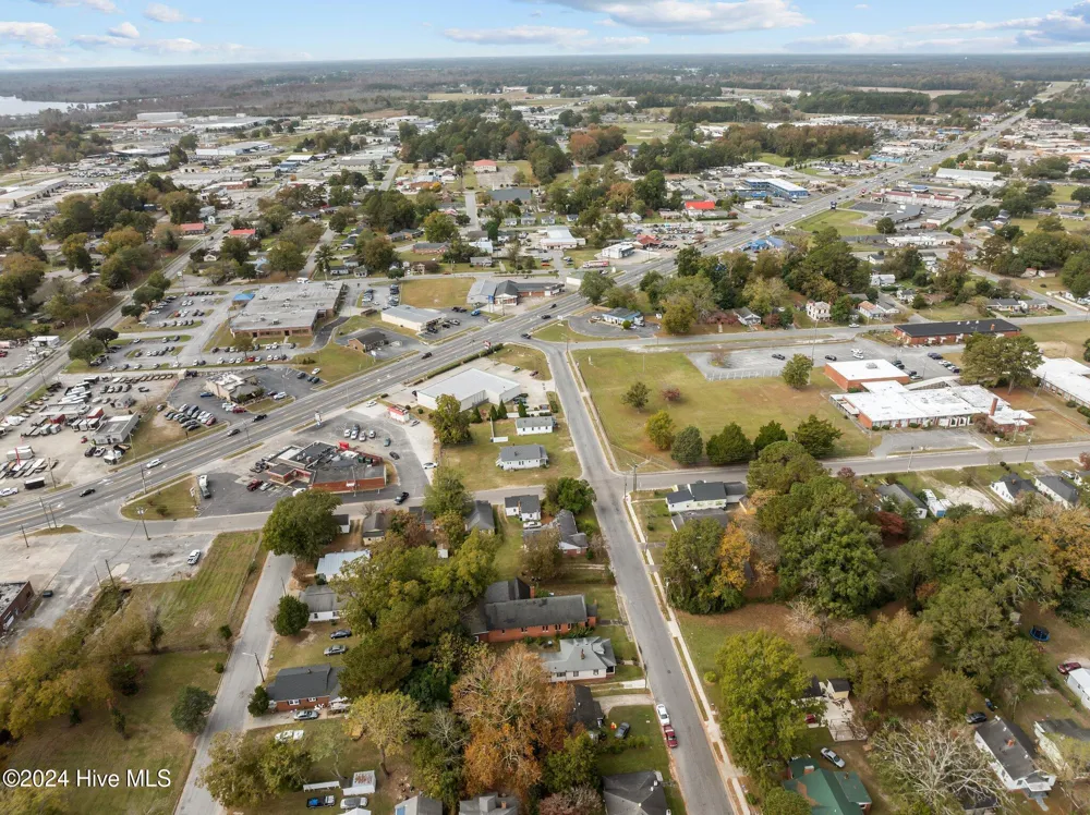 517 W 7th Street Washington, NC 27889