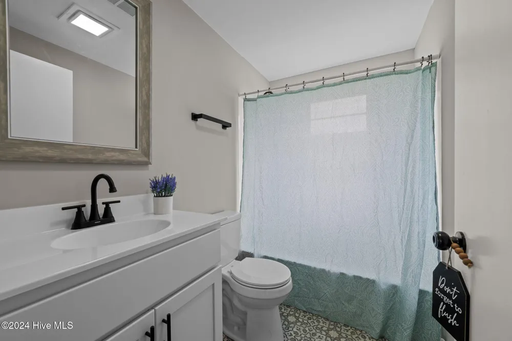517 W 7th Street Washington, NC 27889
